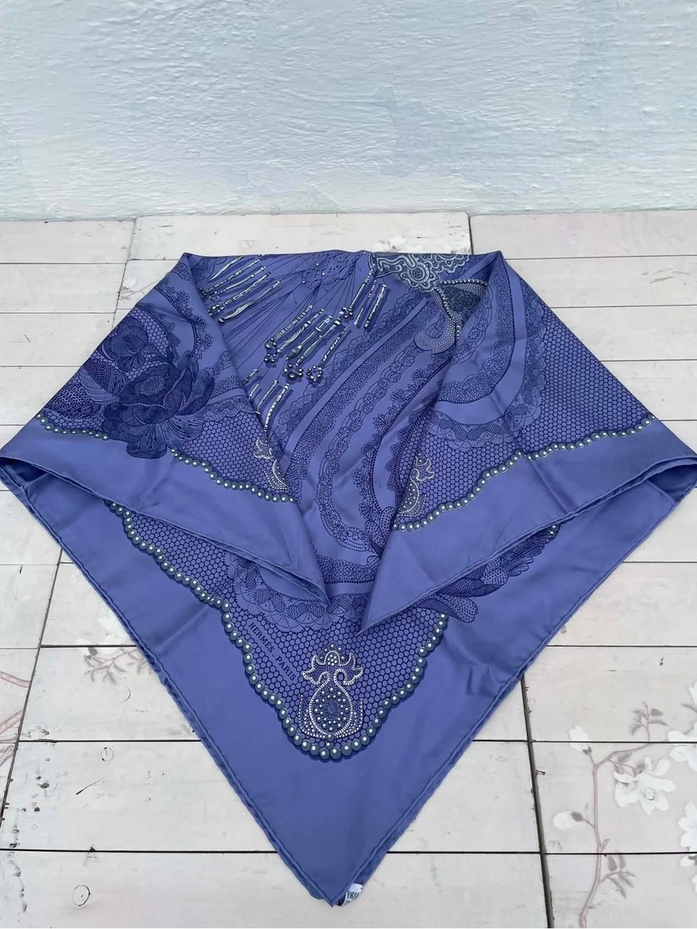 Hermes Lavender and Purple Silk Scarf - Picture 11 of 15